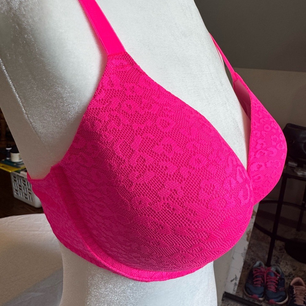 PINK Victoria's Secret Pink Lace Bra Full Coverage
